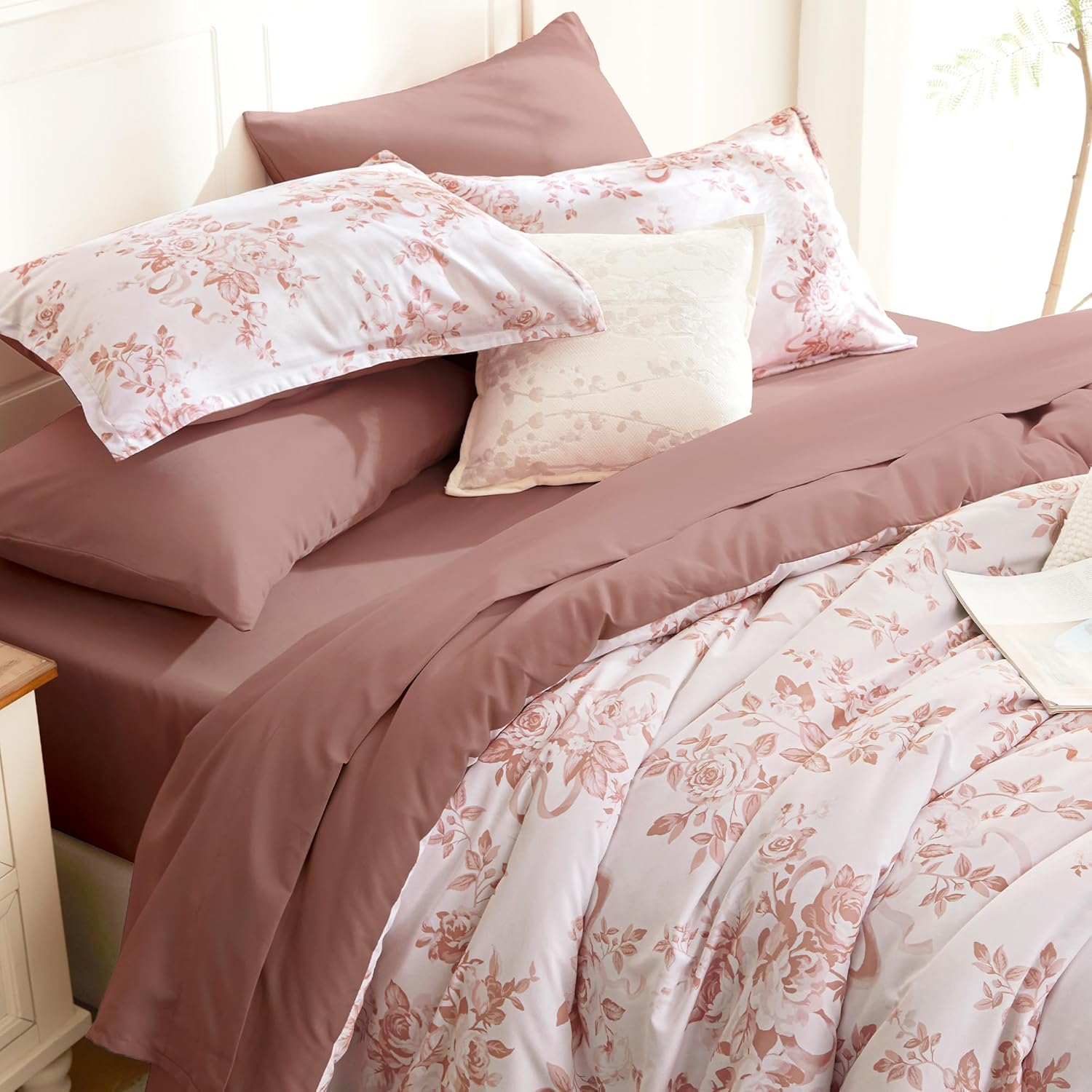 Andency 7 Pieces Queen Pink Floral Vintage All Season Bed in a Bag Comforter Set