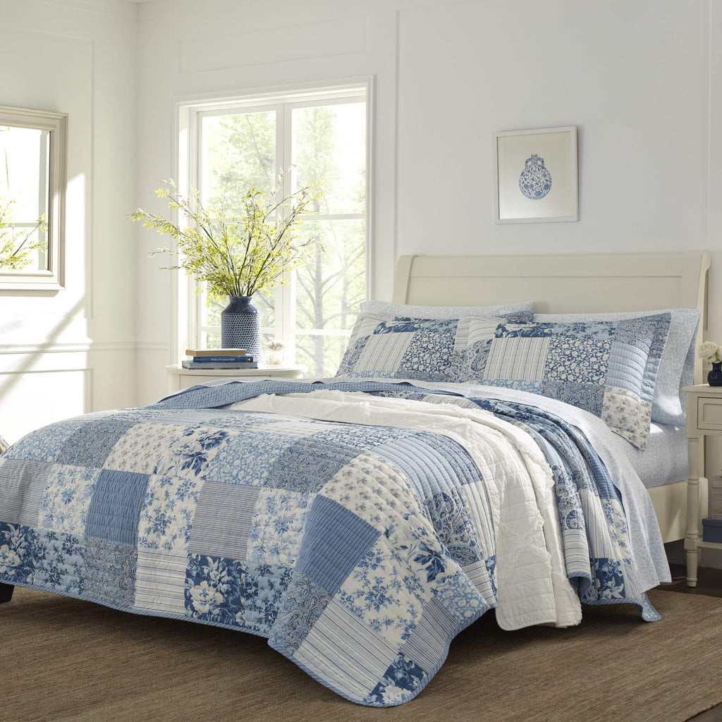 Blue Cotton Reversible Patchwork Paisley Floral Quilt Set with Shams