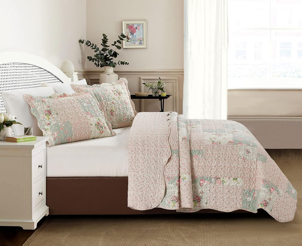Sunshine 3-Piece Full/Queen Pink Green Patchwork Reversible Floral Quilt Coverlet Set