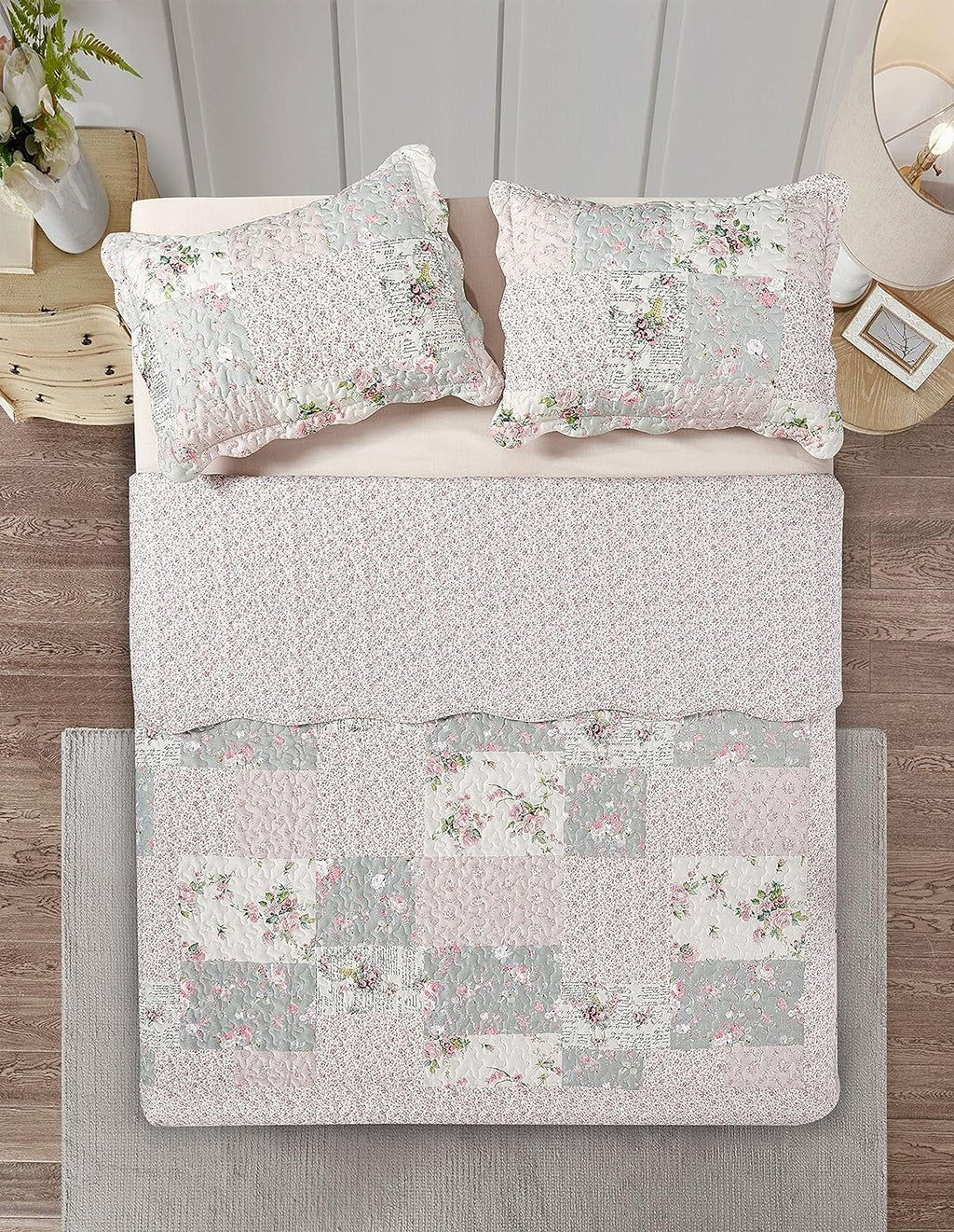 Sunshine 3-Piece Full/Queen Pink Green Patchwork Reversible Floral Quilt Coverlet Set