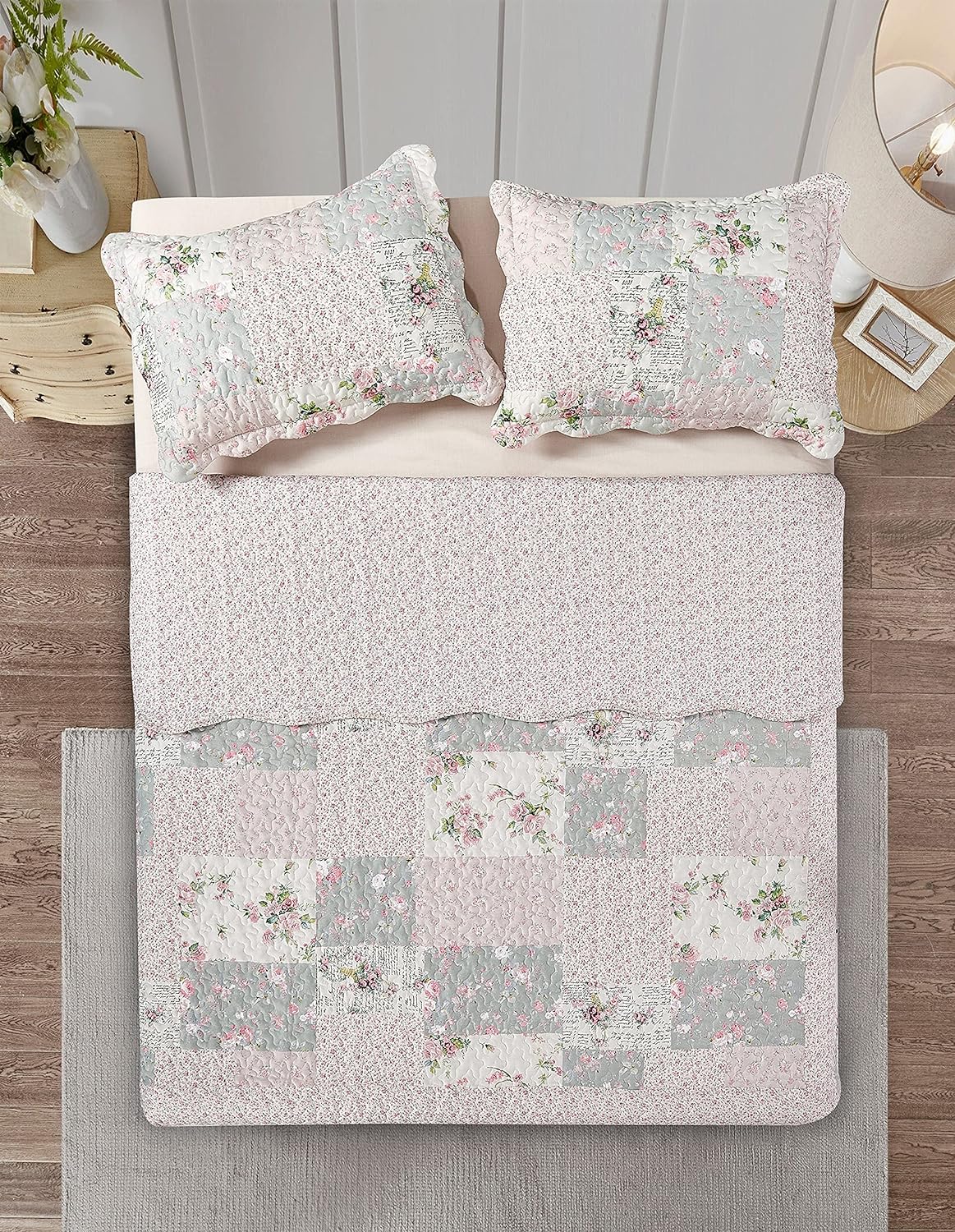 Sunshine 3-Piece Full/Queen Pink Green Patchwork Reversible Floral Quilt Coverlet Set